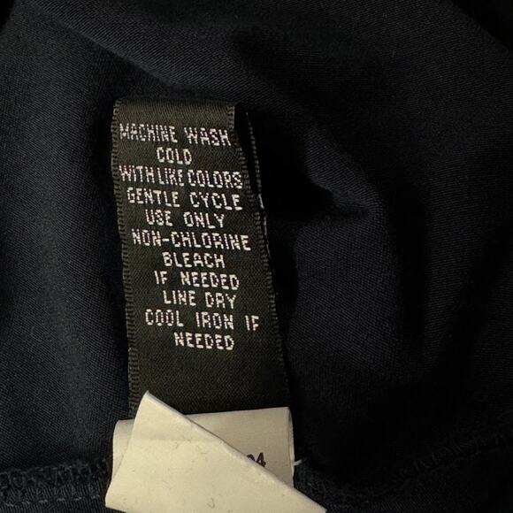 Torrid SZ 1 (1X-Large) Tunic Top Ombre Long Sleeve Scoop Neck Shark Bite Hem - Picture 8 of 8